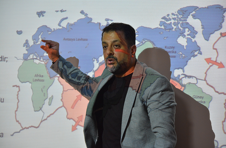 Asrın felaketinin yıldönümünde deprem eğitimi