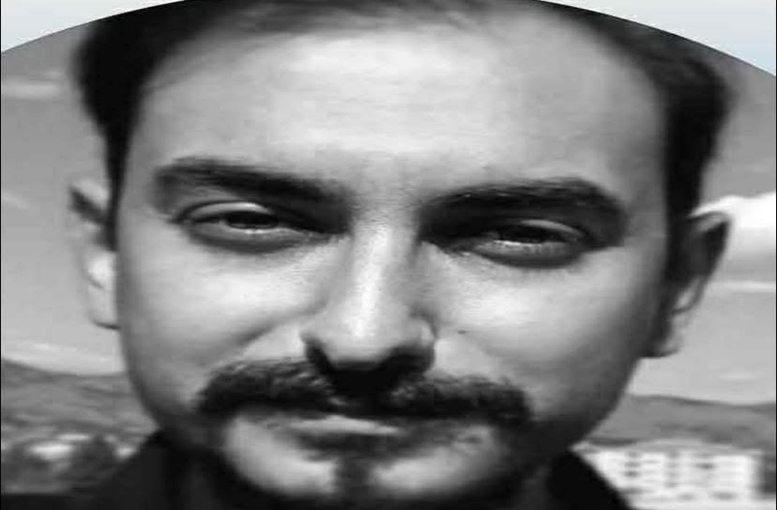 Minibüsle motosiklet çarpıştı, 1 ölü