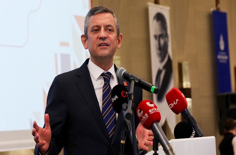 Özgür Özel'den İskilipli Atıf Hoca'ya sert sözler