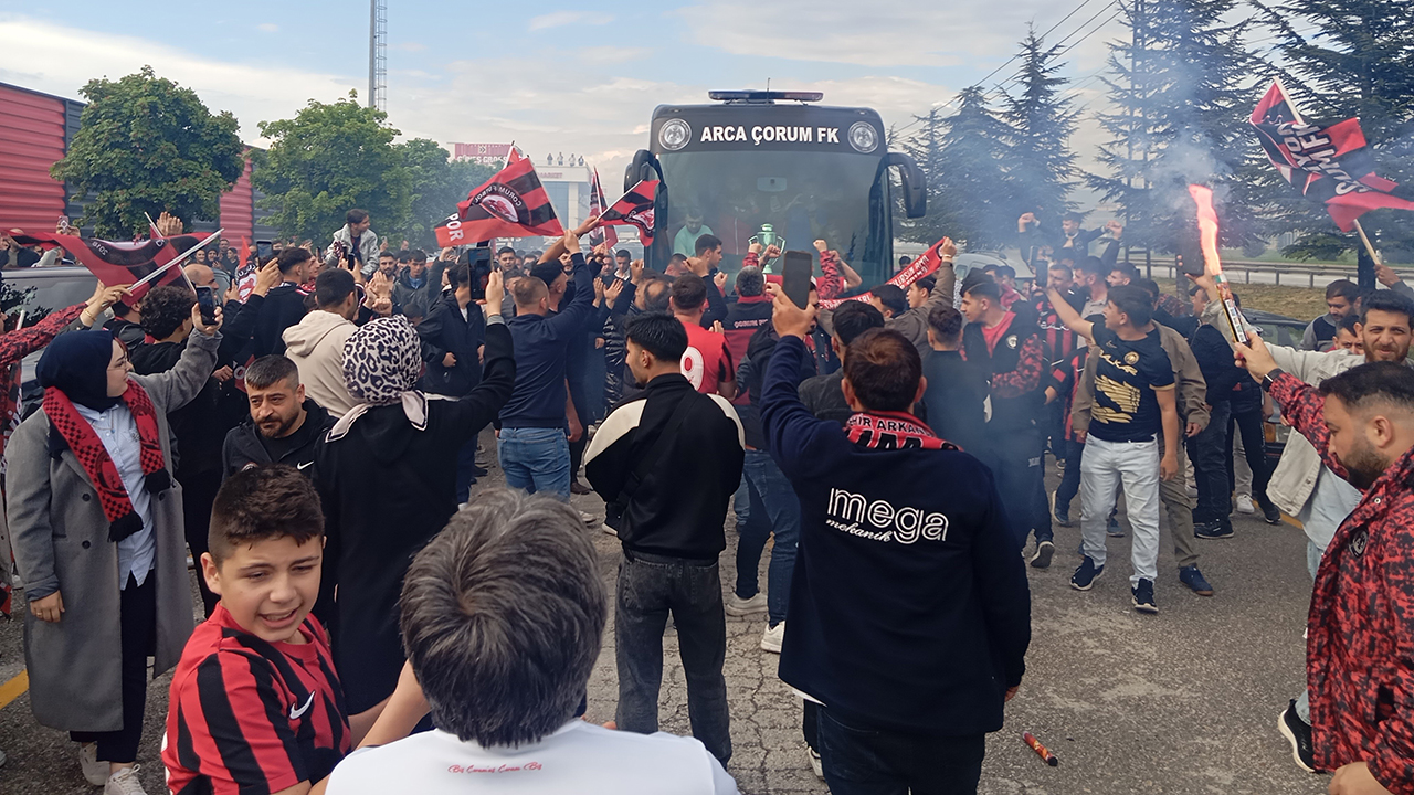 Şampiyon böyle karşılanır